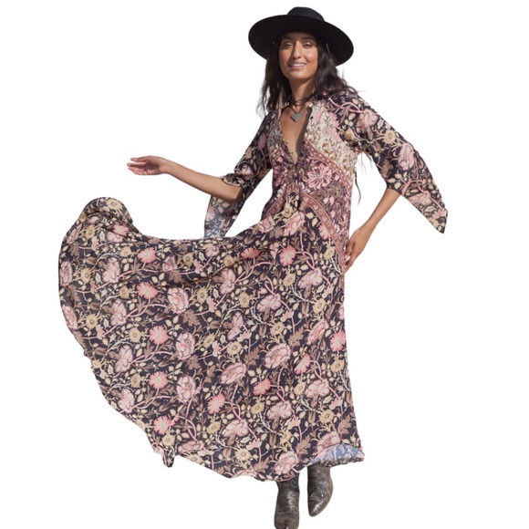 SOLD FP x Jen’s Pirate Booty Baroque Hyacinth Gown - Picture 4 of 15